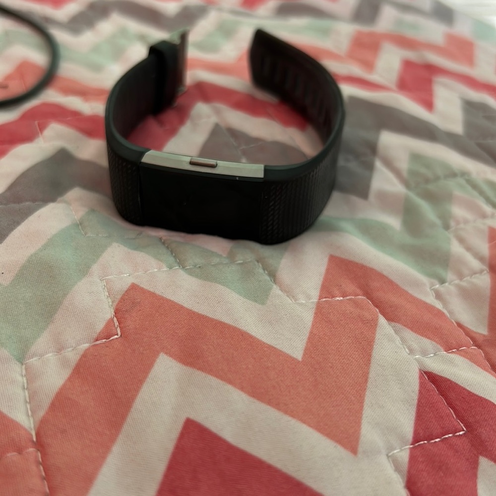 Fit bit charge 2 with black band and charger
